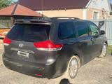 Toyota Sienna 2013 годаүшін8 500 000 тг. в Жанаозен – фото 2
