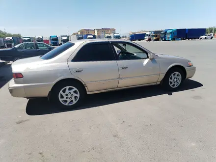 Toyota Camry 1998 года за 3 200 000 тг. в Жаркент – фото 5