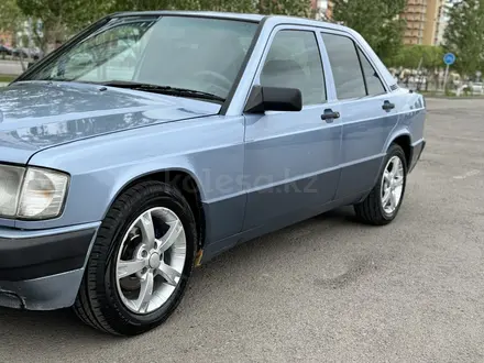 Mercedes-Benz 190 1991 года за 2 500 000 тг. в Астана – фото 2