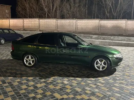 Opel Vectra 1995 года за 1 200 000 тг. в Тараз – фото 2