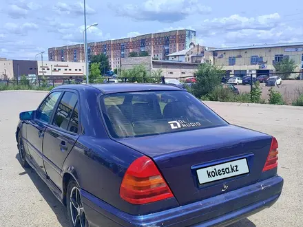 Mercedes-Benz C 220 1994 года за 1 750 000 тг. в Караганда – фото 3