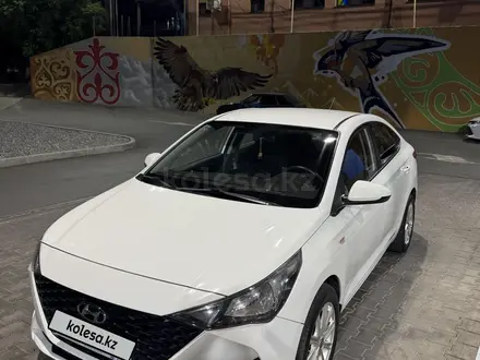 Hyundai Accent 2021 года за 6 700 000 тг. в Шымкент – фото 3
