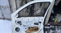 Передний правый дверь на Toyota Camry 20-25 за 15 000 тг. в Алматы – фото 2