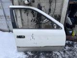 Передний правый дверь на Toyota Camry 20-25 за 15 000 тг. в Алматы
