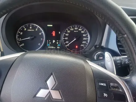 Mitsubishi Outlander 2012 года за 6 300 000 тг. в Семей – фото 4