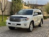 Toyota Land Cruiser 2014 годаүшін24 500 000 тг. в Алматы