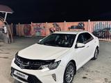 Toyota Camry 2017 годаfor13 500 000 тг. в Шымкент – фото 2