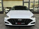 Hyundai Sonata 2022 годаfor12 900 000 тг. в Шымкент – фото 2