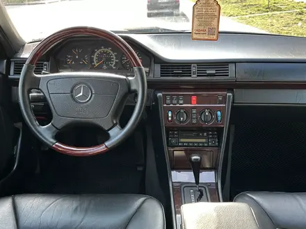 Mercedes-Benz E 280 1994 года за 4 000 000 тг. в Алматы – фото 13