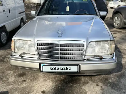 Mercedes-Benz E 280 1994 года за 4 000 000 тг. в Алматы – фото 16