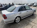 Mercedes-Benz C 280 1994 года за 3 000 000 тг. в Тараз – фото 2