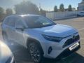Toyota RAV4 2024 года за 19 990 000 тг. в Актобе