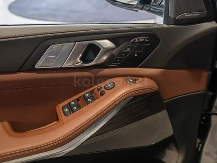 BMW X7 XDrive 40i 2026 года за 82 689 978 тг. в Астана – фото 5
