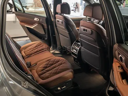 BMW X7 XDrive 40i 2026 года за 82 689 978 тг. в Астана – фото 6