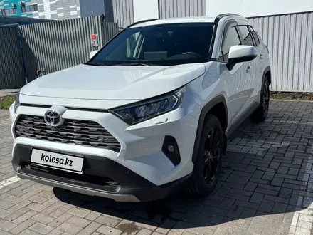Toyota RAV4 2023 года за 15 600 000 тг. в Караганда – фото 4