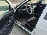 ВАЗ (Lada) Priora 2172 2014 годаүшін1 500 000 тг. в Атырау – фото 4