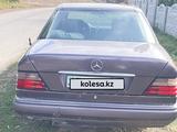 Mercedes-Benz E 220 1994 года за 1 700 000 тг. в Талдыкорган – фото 4