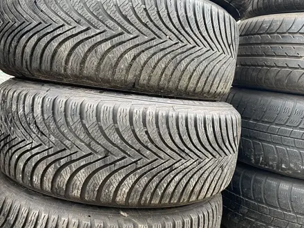 Шины Michelin 205/50/17 за 85 000 тг. в Шымкент