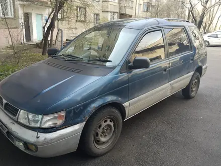 Mitsubishi Chariot 1996 года за 1 000 000 тг. в Алматы – фото 2