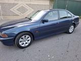 BMW 528 1999 года за 3 400 000 тг. в Алматы – фото 2