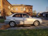 Hyundai Accent 2005 года за 2 800 000 тг. в Риддер – фото 3