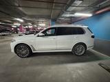 BMW X7 2021 года за 45 000 000 тг. в Астана – фото 2