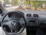 Volkswagen Polo 2015 года за 2 800 000 тг. в Костанай – фото 2