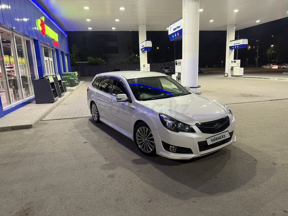 Subaru Legacy, 2012