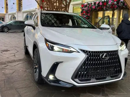 Lexus NX 350h 2022 года за 21 000 000 тг. в Алматы – фото 12