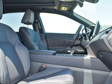 Lexus RX 350 Luxury 2023 года за 34 625 000 тг. в Алматы – фото 22