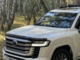 Toyota Land Cruiser 2022 года за 50 000 000 тг. в Петропавловск – фото 4