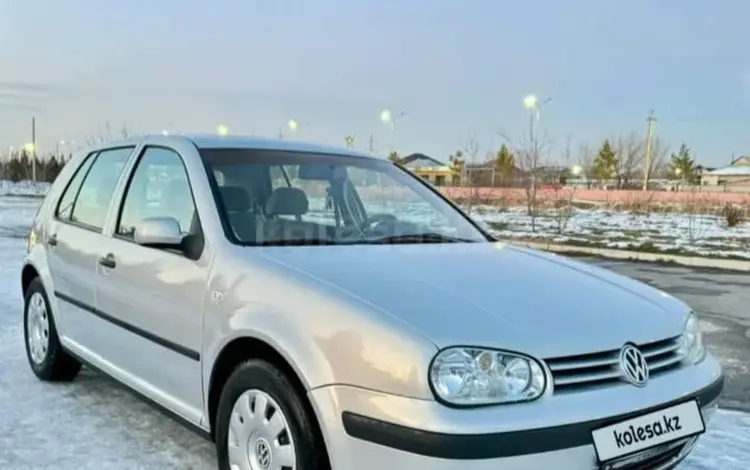 Volkswagen Golf 2000 годаүшін3 000 000 тг. в Тараз
