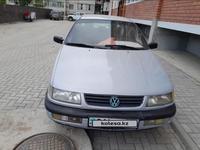 Volkswagen Passat 1994 годаүшін1 000 000 тг. в Уральск