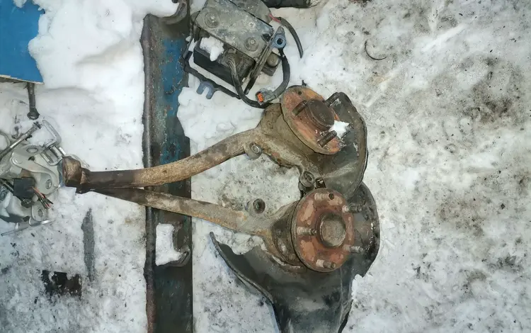 Цапфа передняя L, R, Аристо за 25 000 тг. в Астана