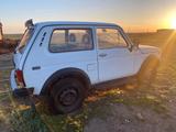 ВАЗ (Lada) Lada 2121 2006 года за 820 000 тг. в Семей – фото 2