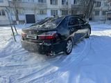 Toyota Camry 2012 года за 7 500 000 тг. в Актобе – фото 4