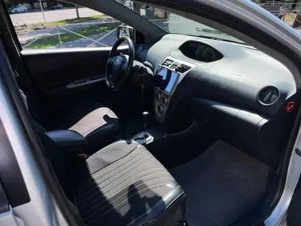 Toyota Yaris 2007 года за 3 100 000 тг. в Алматы – фото 12