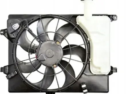 Радиатор вентилятор за 5 000 тг. в Актобе – фото 2