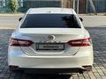 Toyota Camry 2021 года за 16 150 000 тг. в Усть-Каменогорск – фото 6