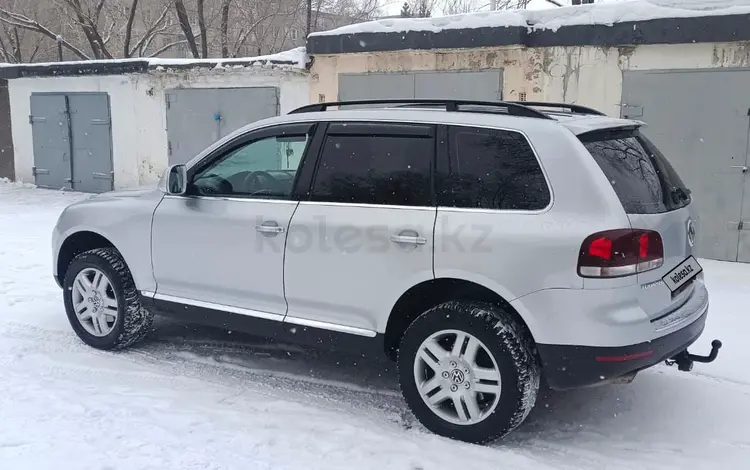 Volkswagen Touareg 2007 года за 7 400 000 тг. в Астана