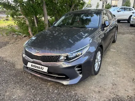 Kia K5 2016 года за 7 500 000 тг. в Астана