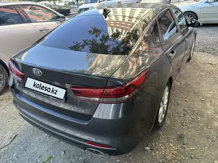 Kia K5 2016 года за 7 500 000 тг. в Астана – фото 9