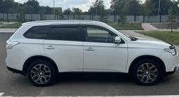 Mitsubishi Outlander 2014 годаүшін8 400 000 тг. в Караганда – фото 3