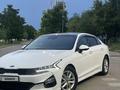 Kia K5 2020 года за 8 600 000 тг. в Алматы – фото 2