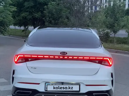 Kia K5 2020 года за 8 600 000 тг. в Алматы – фото 4