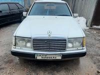 Mercedes-Benz E 230 1991 годаfor850 000 тг. в Тараз