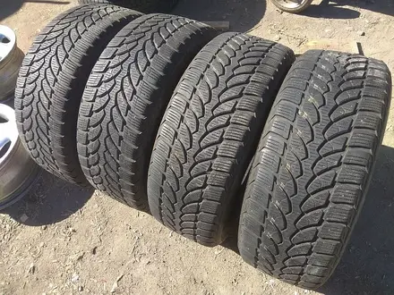 Шины 205/55 R16 — "Bridgestone Blizzak LM-32" (Франция), зимние за 115 000 тг. в Астана – фото 2