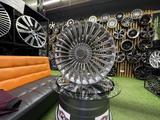 Диски Mercedes Benz R-18*5*112 графит в наличии Astana за 247 000 тг. в Астана – фото 3