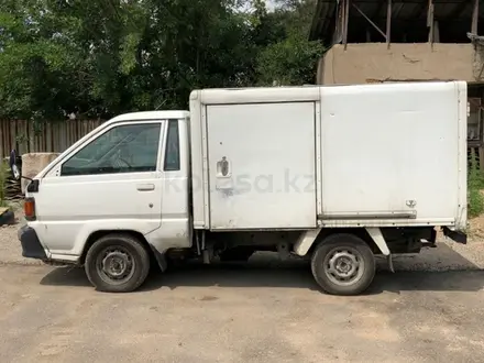 Toyota Lite Ace 1996 года за 1 000 000 тг. в Алматы