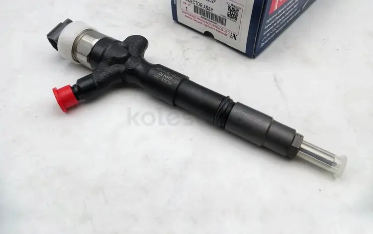 Форсунка топливная Hilux двиг 2KD 23670-09380 2367009380 за 95 000 тг. в Астана
